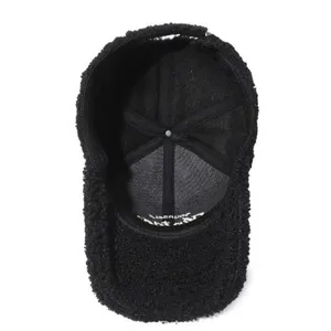 Women winter warm lambswool baseball cap, casual thick plush sunshade hat for outdoor.