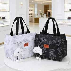 Canvas lunch bag tote, portable insulated thermal picnic box handbag with cute bear pattern.
