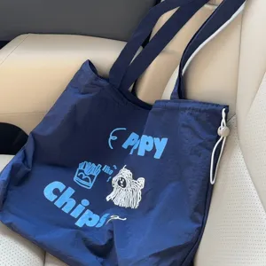 Lassische dunkelblaue Segeltuchtasche mit niedlichem Druck, grosse Schultertasche.