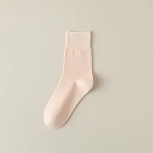 Women solid color casual mid-tube cotton socks, breathable thin spring summer daily wear.