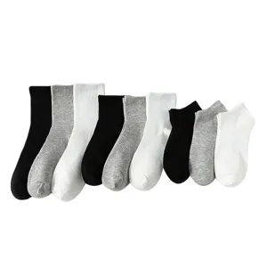 Men's cotton casual sports socks set, black white grey crew and ankle socks pack.