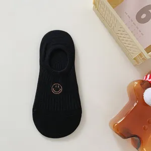 Women black low cut boat socks Japanese style cute embroidered smiley face cotton thin invisible socks