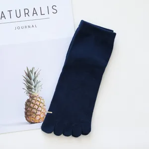Calcetines de cinco dedos azul marino liso para hombre verano finos transpirables cortos