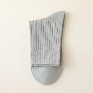 Classic men's ribbed crew socks in light gray, comfortable cotton for daily casual wear and sports.