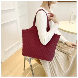 Chic dark red quilted tote bag for women, large capacity oxford shoulder bag for commuting.