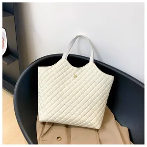 Women's white quilted tote bag large capacity oxford cloth shoulder bag for autumn winter fashion commute