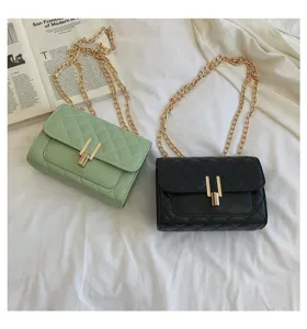 Chic quilted chain shoulder bag for women, stylish PU leather crossbody purse with gold hardware.