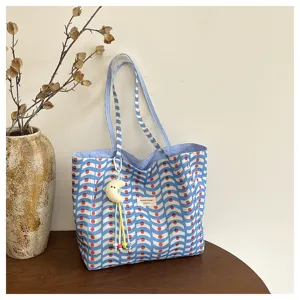 Borsa shopper in tela stile coreano, grande borsa a tracolla casual con grazioso ciondolo luna.