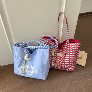 Stile Coreano Grande Capacità Borsa Tote in Tela Casual Borsa a Tracolla a Doppio Lato Con Ciondolo
