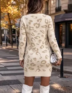 Leopard print knit sweater dress for women, long sleeve V-neck autumn slim fit mini dress.