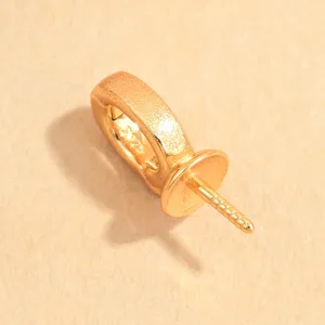Bélière argent sterling S925 givré, apprêt bijou DIY avec détail de goupille filetée.