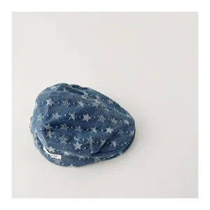 Béret en jean pour enfants avec motif d'étoiles élégant, design lavé rétro pour un usage quotidien.