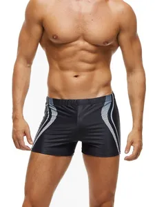 Herren Badehose sportlich mit modernen geometrischen Waben Seitenteilen und schnelltrocknend.