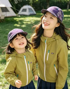 Retro camouflage short brim quick dry baseball hat, Japanese outdoor 5-panel cap detail view.