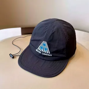 Kids summer quick-drying baseball cap, breathable sun protection sun hat for boys and girls.