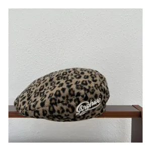 Béret motif léopard pour enfants automne hiver pelucheux mignon chapeau vintage fille