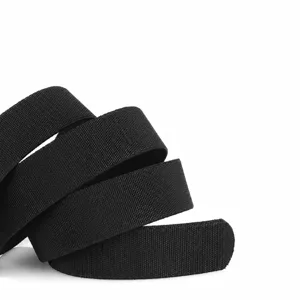 Schwarzer Nylon Gürtel für Damen und Herren, elastischer Stoffriemen für Alltag und Freizeit.