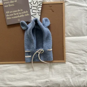 Lindo gorro de punto para bebé con orejas adorables y lana suave para el invierno.