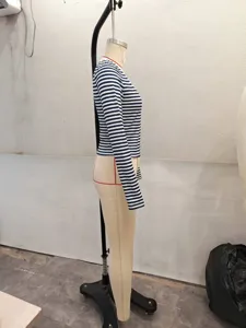 Slim fit striped long sleeve V-neck top for women casual fashion autumn daily wear