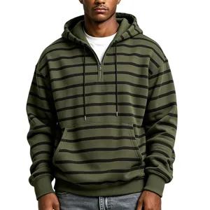 Felpa con cappuccio uomo verde oliva a righe mezza zip pullover casual elegante.