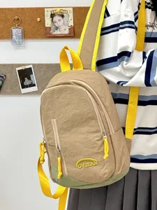 Mochila pequeña casual ligera para aire libre senderismo viaje mujer bonito bolso