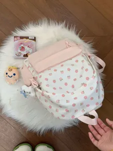 Zaino rosa carino con stampa fragola zaino casual da viaggio per donne e ragazze