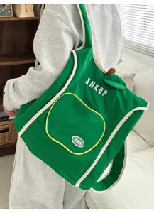 Detalles de la bonita mochila verde manzana, elegante mochila informal para el uso diario.