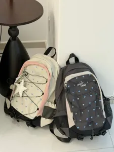 Koreanischer Freizeit Rucksack mit Herzen, grosser Kapazitaet fuer Schule und Alltag.