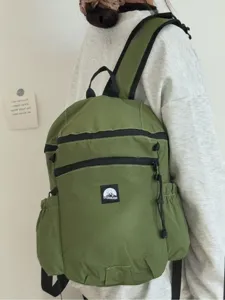 Détail du sac à dos de voyage outdoor léger vert, sac de cours et loisirs quotidien.