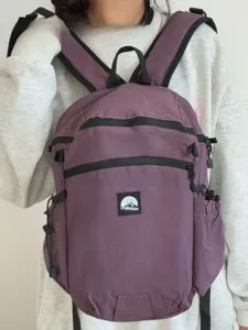 Sac a dos de voyage multifonctionnel et leger de grande capacite pour les deplacements.