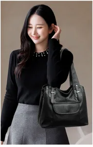 Vrouwen casual zachte lederen schoudertas grote capaciteit tote tas detail weergave stijl.