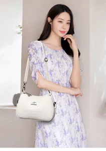 Elegante weiße Damen Umhängetasche in Kroko Optik retro lässige Handtasche für Frauen