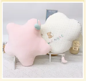 Simpatici cuscini di peluche a stella e nuvola con ricamo d'orso, morbido cuscino da divano.