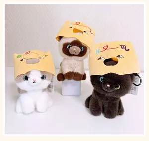 Cute plush cat keychain doll wearing a cute hat, soft stuffed animal toy for gifts and bags.