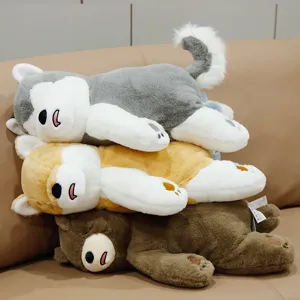 Set di cuscini in peluche di animali carini con husky, shiba inu e orso marrone.