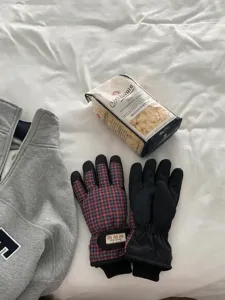 Gants de ski imperméables à carreaux rétro, doublure thermique chaude pour sports d'hiver.