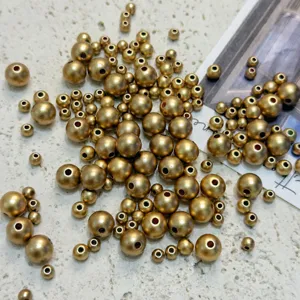 Gold Bemalte Kunststoff Acryl Runde Perlen Lose Abstandshalter Perlen Für DIY Schmuckherstellung Handy Kette Perlen Zubehör
