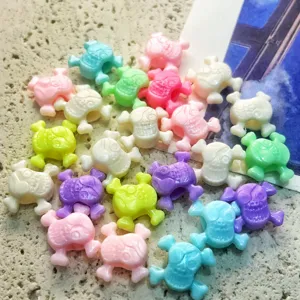 Cuentas de Plástico de Calavera Linda Color Macaron Agujero Directo Cuentas Sueltas DIY Accesorios Colgantes de Bolso Llavero Cadena de Teléfono