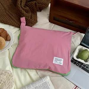 Reise-Aufbewahrungstasche wasserdicht Packtasche minimalistisch Lifestyle Detailansicht Organizer