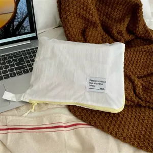 Wasserdichte Reiseaufbewahrungstasche minimalistischer tragbarer Kofferorganizer für Reisen.