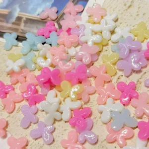 Bunte Acryl Schmetterling Perlen für DIY handgemachte Armbänder, Halsketten und Bastelzubehör.