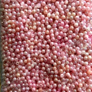 Cuentas de perlas de imitacion de acrilico rosa a granel para manualidades y joyas.