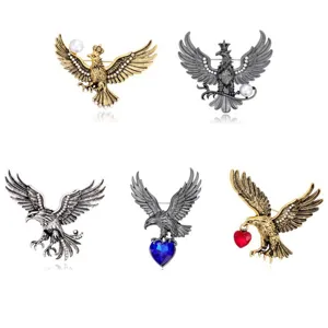 Vintage Zinklegierung Adler Brosche Für Herren Damen Personalisierte Strass Künstliche Perle Tier Pin Abzeichen Mode Anzug Accessoire