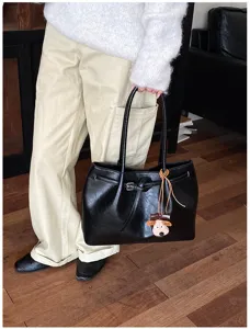 Black PU leather tote bag for women, large capacity vintage casual shoulder bag, daily commute.