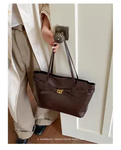 Minimalist dark brown shoulder tote bag retro commuter handbag large capacity elegant fashion chic