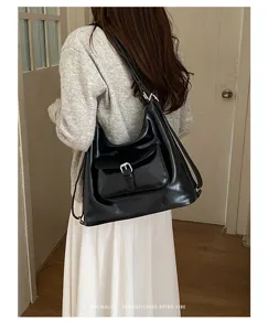 Schwarze Retro Pendler Umhängetasche große Kapazität multifunktionaler Freizeitrucksack Damen