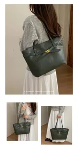 Dark green retro tote bag shoulder bag minimalist commuting large capacity bag detail view