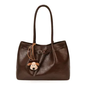 Stylish brown PU leather tote bag for women, large capacity vintage single shoulder handbag.