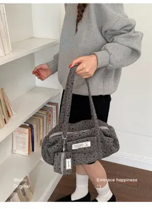 Korean style star print corduroy tote bag detail, casual large capacity commuter shoulder bag.