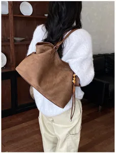 Retro brown suede tote bag detail view, casual large capacity women's shoulder bag.